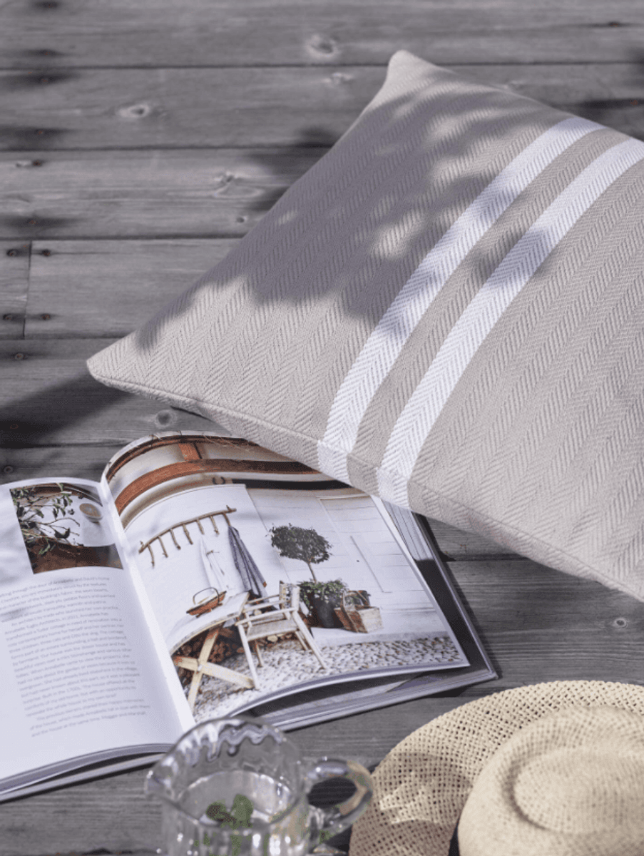Rebell Outdoor Utero putetrekk 40x60 beige