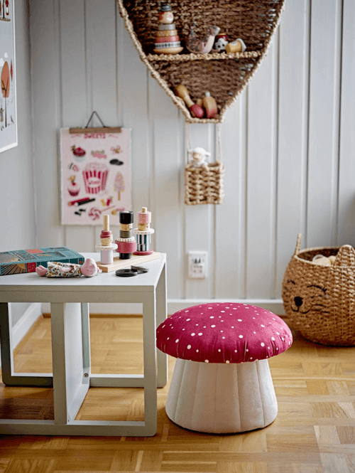 Hovedbilde Bloomingville MINI Lue Puff Rød