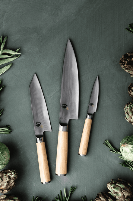 Hovedbilde KAI SHUN WHITE Santoku (18cm)