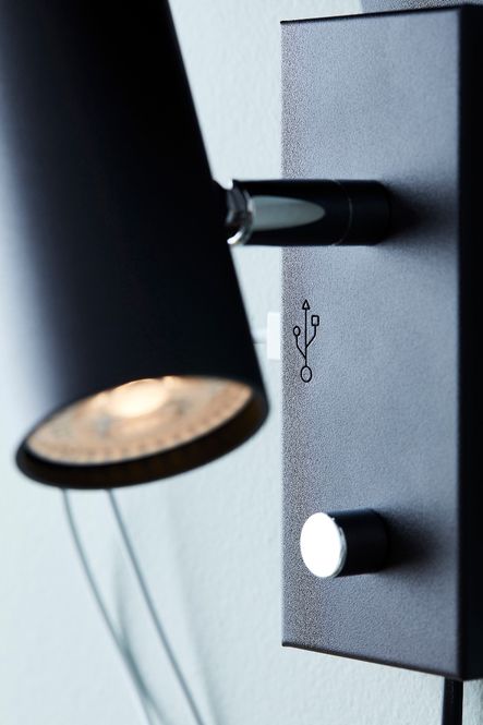 Hovedbilde Belid Tyson Vegglampe USB Venstre Sort