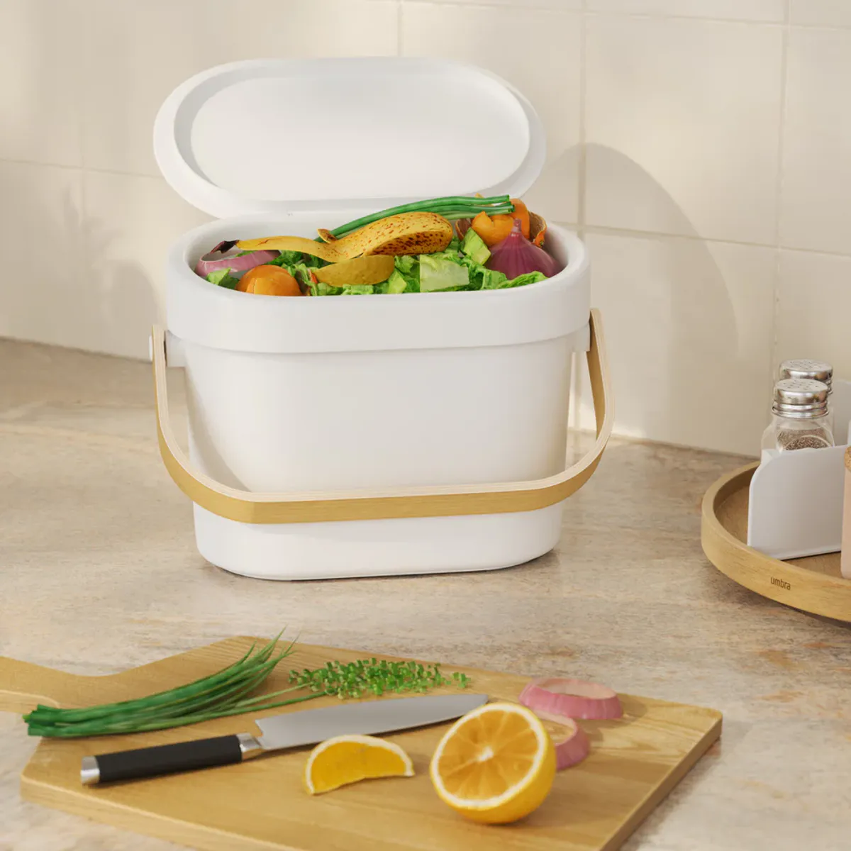 Umbra Bellwood Kompostbøtte 4 L Hvit/Natur
