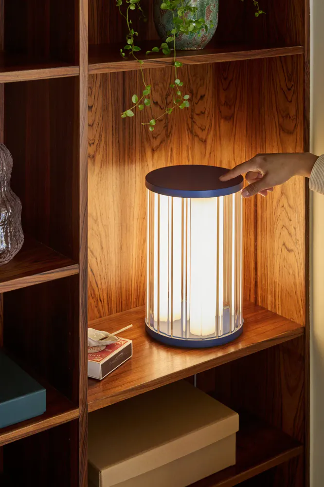 Hübsch Aru Bordlampe Blå