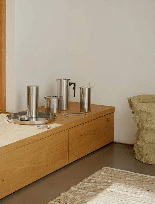 Hovedbilde Stelton Arne Jacobsen Serveringsbrett Ø 33,5 cm
