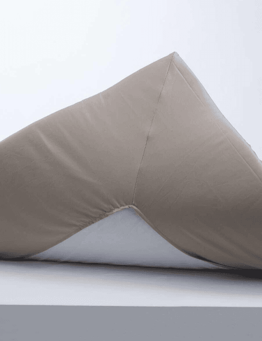 Hovedbilde Halvor Bakke Konvoluttlaken 180x200x30 beige