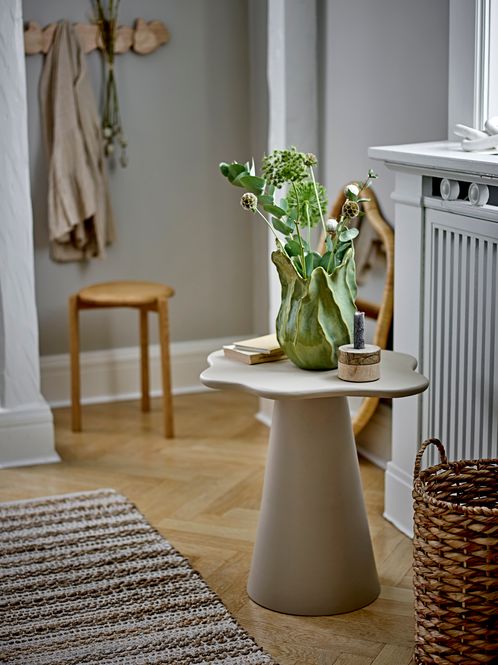 Hovedbilde Bloomingville Soller sidebord aluminium natur