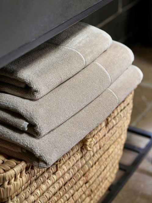 Hovedbilde Halvor Bakke Clifton Håndkle Pure Cashmere Flere ...