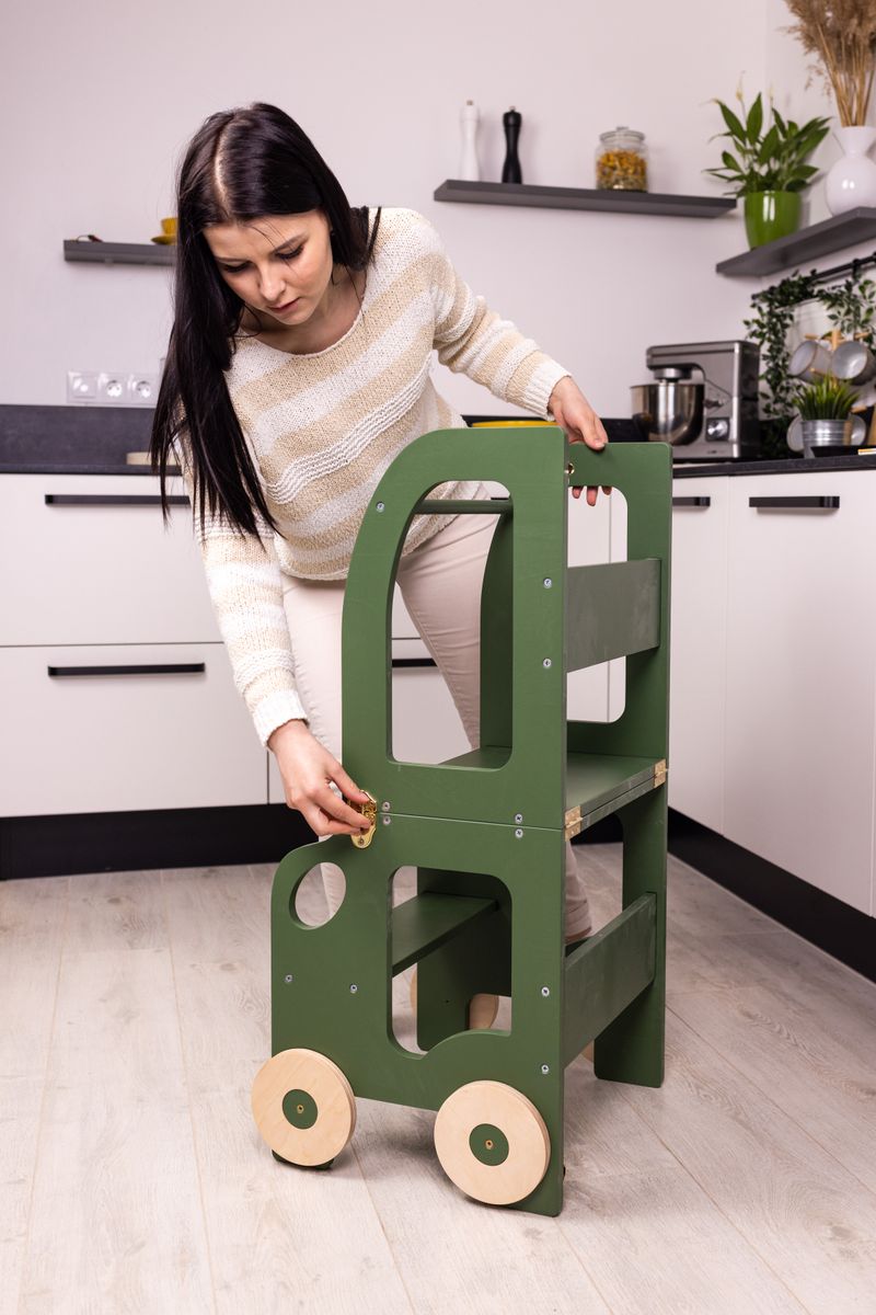 Kjøkkenhjelper og Læringstårn Bil 4 i 1